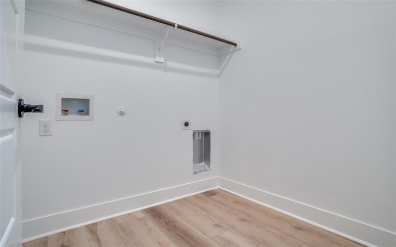 1420 Morrell Avenue, Dallas, TX 75203, 4 Bedrooms Bedrooms, ,2 BathroomsBathrooms,Residential,For Sale,1420 Morrell Avenue,0,21095010