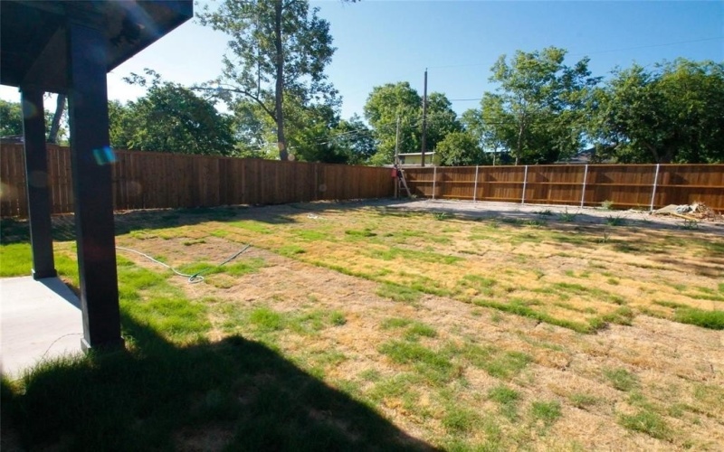 1420 Morrell Avenue, Dallas, TX 75203, 4 Bedrooms Bedrooms, ,2 BathroomsBathrooms,Residential,For Sale,1420 Morrell Avenue,0,21095010