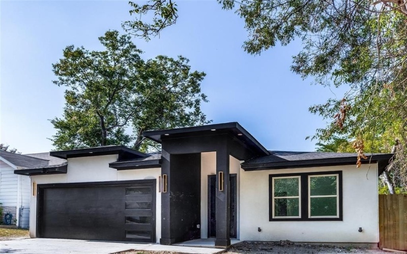 1420 Morrell Avenue, Dallas, TX 75203, 4 Bedrooms Bedrooms, ,2 BathroomsBathrooms,Residential,For Sale,1420 Morrell Avenue,0,21095010