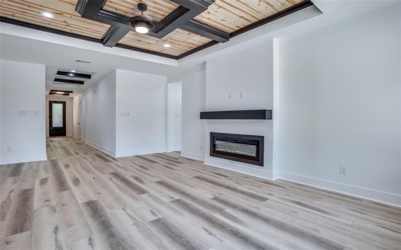 1420 Morrell Avenue, Dallas, TX 75203, 4 Bedrooms Bedrooms, ,2 BathroomsBathrooms,Residential,For Sale,1420 Morrell Avenue,0,21095010