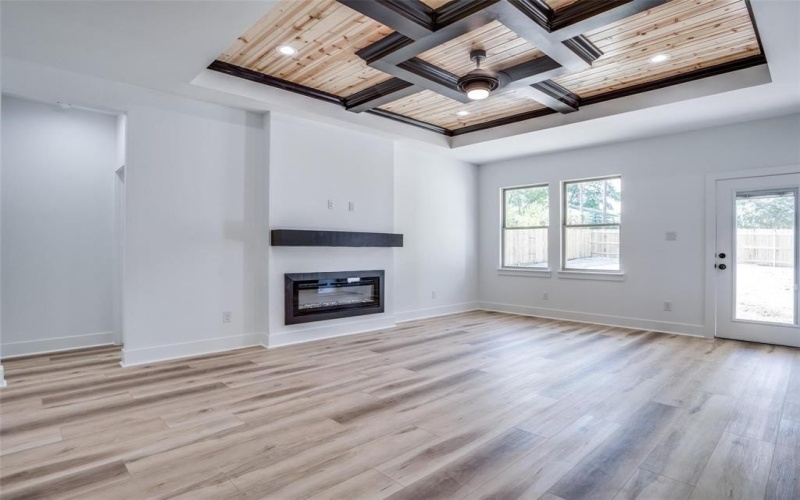 1420 Morrell Avenue, Dallas, TX 75203, 4 Bedrooms Bedrooms, ,2 BathroomsBathrooms,Residential,For Sale,1420 Morrell Avenue,0,21095010