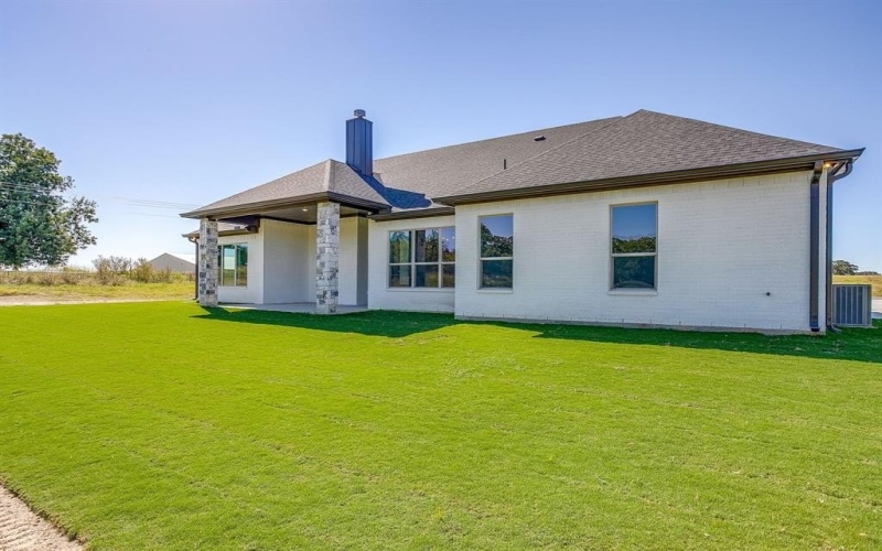 200 Sweetgrass Drive, Poolville, TX 76487, 3 Bedrooms Bedrooms, ,2 BathroomsBathrooms,Residential,For Sale,200 Sweetgrass Drive,0,21095069