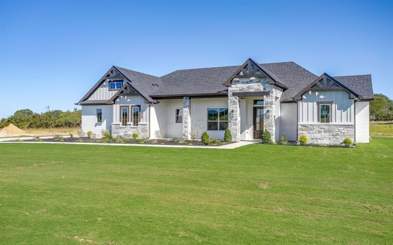 200 Sweetgrass Drive, Poolville, TX 76487, 3 Bedrooms Bedrooms, ,2 BathroomsBathrooms,Residential,For Sale,200 Sweetgrass Drive,0,21095069
