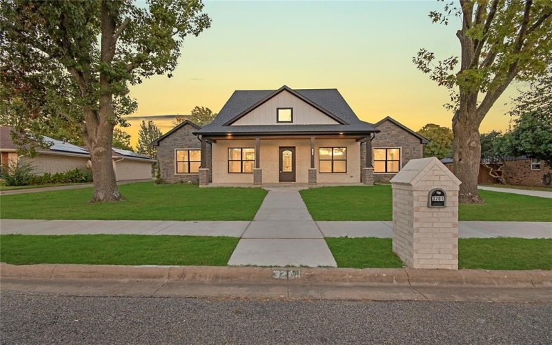 3201 Anthony Drive, Sherman, TX 75092, 4 Bedrooms Bedrooms, ,3 BathroomsBathrooms,Residential,For Sale,3201 Anthony Drive,0,21095161