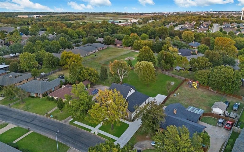 3201 Anthony Drive, Sherman, TX 75092, 4 Bedrooms Bedrooms, ,3 BathroomsBathrooms,Residential,For Sale,3201 Anthony Drive,0,21095161