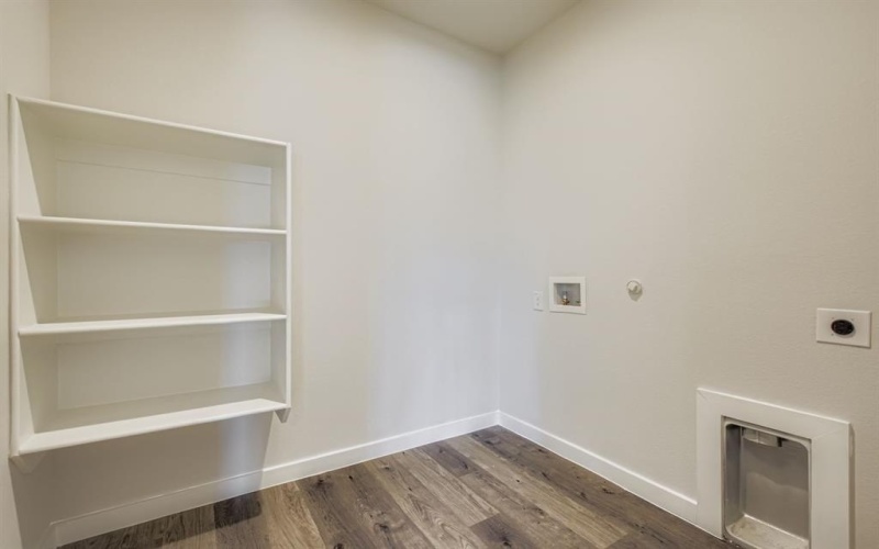 3559 Bronze Oak Terrace, Dallas, TX 75253, 4 Habitaciones Habitaciones , ,2 BañosBaños,Residential,En Venta,3559 Bronze Oak Terrace,0,21095362