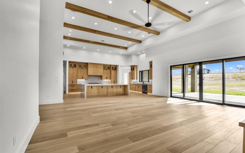 613 Hondo Crossing, Weatherford, TX 76087, 5 Bedrooms Bedrooms, ,6 BathroomsBathrooms,Residential,For Sale,613 Hondo Crossing,0,21095367