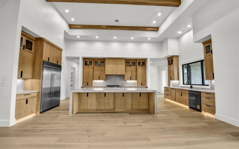 613 Hondo Crossing, Weatherford, TX 76087, 5 Bedrooms Bedrooms, ,6 BathroomsBathrooms,Residential,For Sale,613 Hondo Crossing,0,21095367