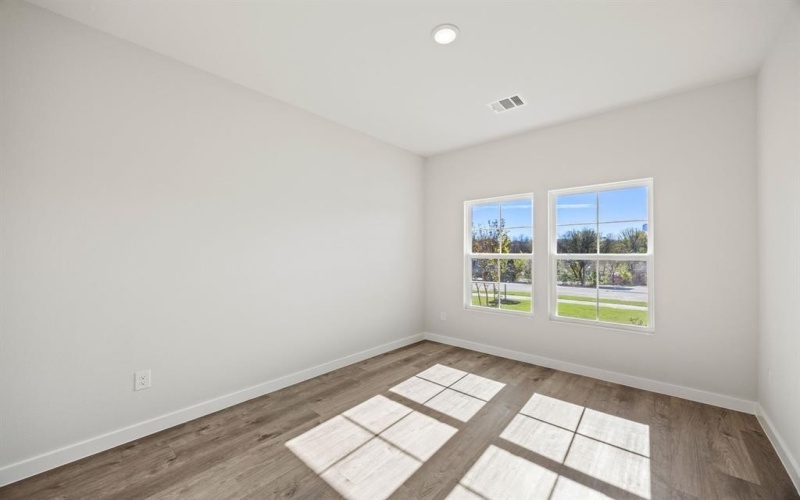 1001 Park Oak Lane, Crowley, TX 76036, 3 Bedrooms Bedrooms, ,2 BathroomsBathrooms,Residential,For Sale,1001 Park Oak Lane,0,21095372