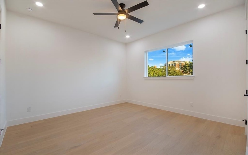 2426 Douglas Avenue, Dallas, TX 75219, 4 Habitaciones Habitaciones , ,3 BañosBaños,Residential,En Venta,2426 Douglas Avenue,0,21095553