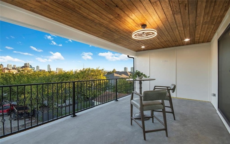 2426 Douglas Avenue, Dallas, TX 75219, 4 Habitaciones Habitaciones , ,3 BañosBaños,Residential,En Venta,2426 Douglas Avenue,0,21095553