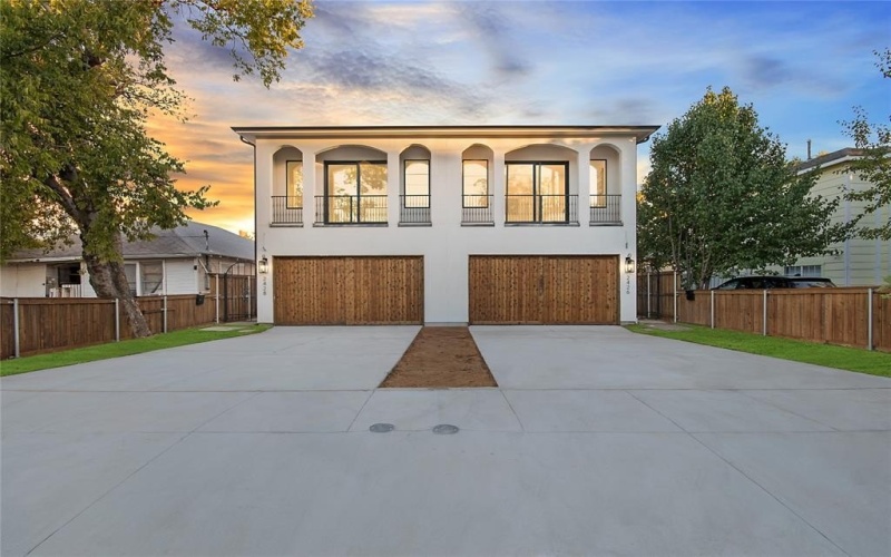 2426 Douglas Avenue, Dallas, TX 75219, 4 Habitaciones Habitaciones , ,3 BañosBaños,Residential,En Venta,2426 Douglas Avenue,0,21095553
