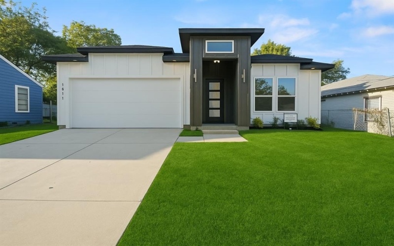 1611 Waweenoc Avenue, Dallas, TX 75216, 4 Bedrooms Bedrooms, ,2 BathroomsBathrooms,Residential,For Sale,1611 Waweenoc Avenue,0,21095565