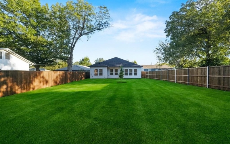 1611 Waweenoc Avenue, Dallas, TX 75216, 4 Bedrooms Bedrooms, ,2 BathroomsBathrooms,Residential,For Sale,1611 Waweenoc Avenue,0,21095565