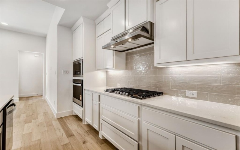 609 Damsel June Street, Lewisville, TX 75056, 3 Habitaciones Habitaciones , ,2 BañosBaños,Residential,En Venta,609 Damsel June Street,0,21095604