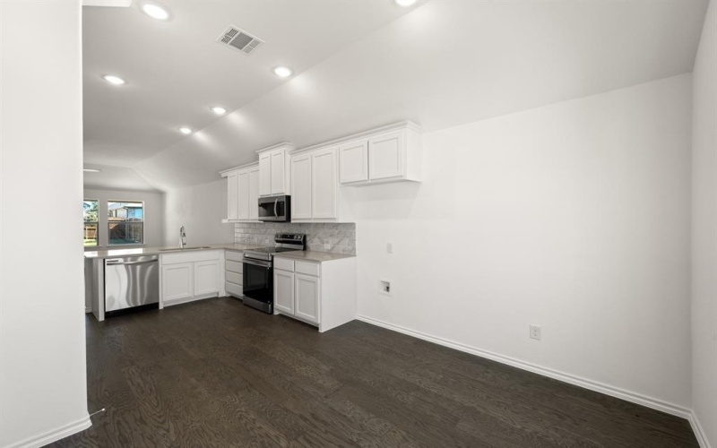 10341 Tapioca Street, Fort Worth, TX 76036, 3 Bedrooms Bedrooms, ,2 BathroomsBathrooms,Residential,For Sale,10341 Tapioca Street,0,21095692