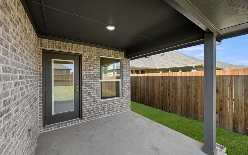 10345 Tapioca Street, Fort Worth, TX 76036, 3 Bedrooms Bedrooms, ,2 BathroomsBathrooms,Residential,For Sale,10345 Tapioca Street,0,21095708