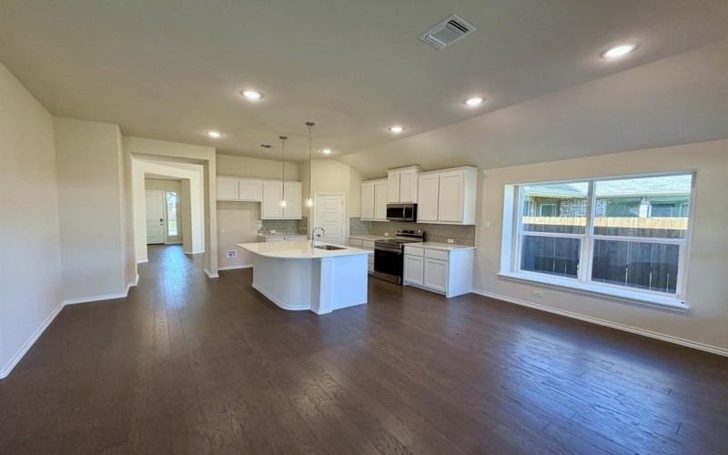 10345 Tapioca Street, Fort Worth, TX 76036, 3 Bedrooms Bedrooms, ,2 BathroomsBathrooms,Residential,For Sale,10345 Tapioca Street,0,21095708