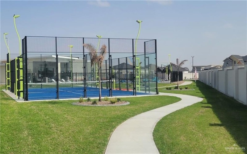 2700 E Giorgio Drive, Edinburg, TX 78542, 4 Habitaciones Habitaciones , ,3 BañosBaños,Residential,En Venta,2700 E Giorgio Drive,463472
