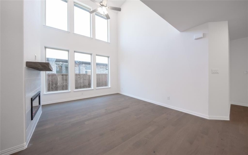 1413 Sun Garden Way, Justin, TX 76247, 4 Habitaciones Habitaciones , ,3 BañosBaños,Residential,En Venta,1413 Sun Garden Way,0,21095987