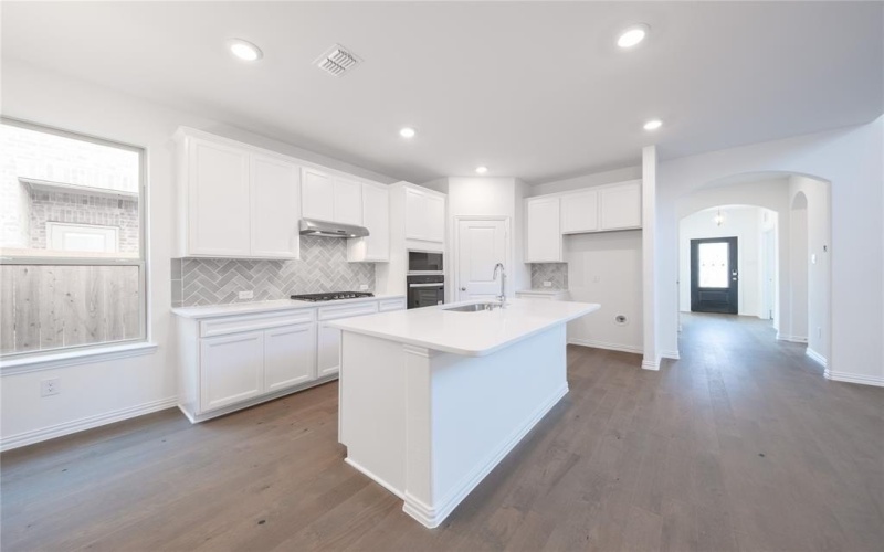 1413 Sun Garden Way, Justin, TX 76247, 4 Habitaciones Habitaciones , ,3 BañosBaños,Residential,En Venta,1413 Sun Garden Way,0,21095987