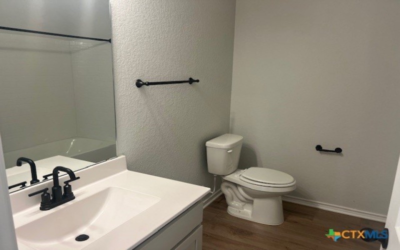 105 Beveridge Road, Seguin, TX 78155, 3 Habitaciones Habitaciones , ,2 BañosBaños,Residential,En Venta,105 Beveridge Road,0,596227