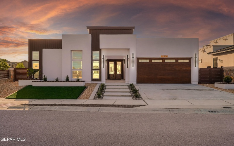253 Mar Vista Place, Horizon City, TX 79928, 4 Habitaciones Habitaciones , ,2 BañosBaños,Residential,En Venta,253 Mar Vista Place,0,932645