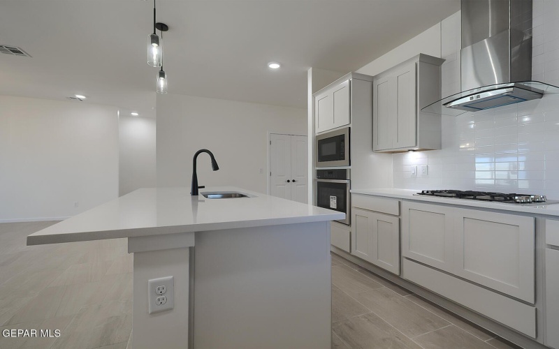 13737 CENTRO VISTA Avenue, Horizon City, TX 79928, 4 Bedrooms Bedrooms, ,2 BathroomsBathrooms,Residential,For Sale,13737 CENTRO VISTA Avenue,0,932655
