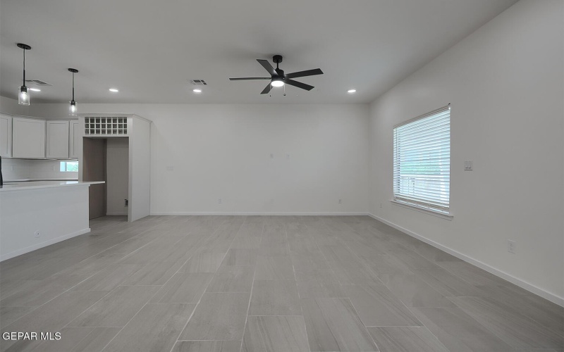 13737 CENTRO VISTA Avenue, Horizon City, TX 79928, 4 Bedrooms Bedrooms, ,2 BathroomsBathrooms,Residential,For Sale,13737 CENTRO VISTA Avenue,0,932655