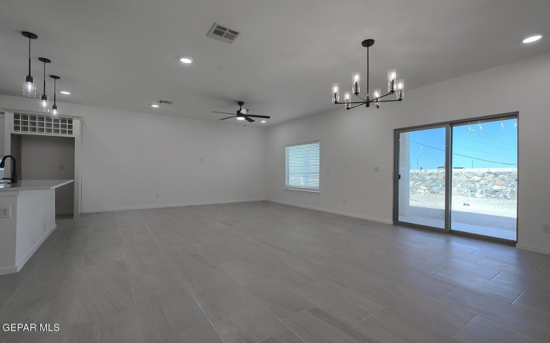 13737 CENTRO VISTA Avenue, Horizon City, TX 79928, 4 Bedrooms Bedrooms, ,2 BathroomsBathrooms,Residential,For Sale,13737 CENTRO VISTA Avenue,0,932655