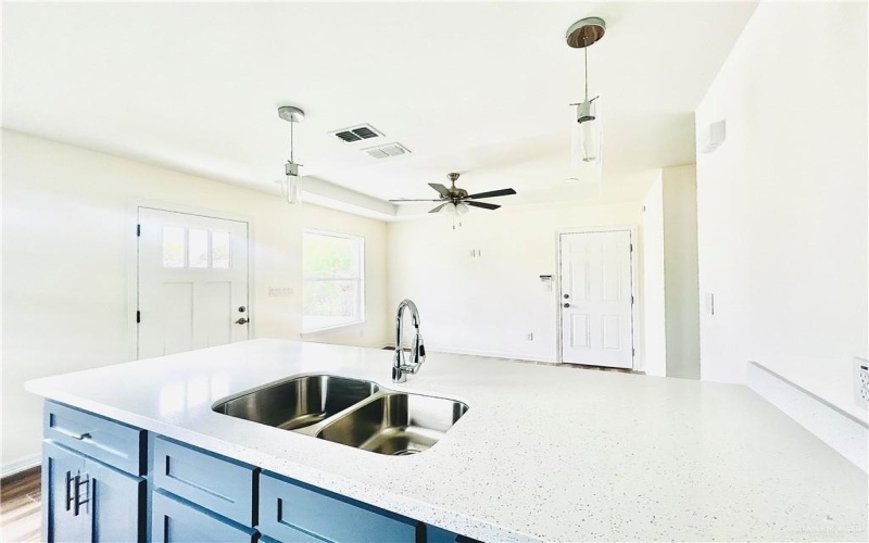 313 N Iowa Avenue, Weslaco, TX 78596, 3 Bedrooms Bedrooms, ,1 BathroomBathrooms,Residential,For Sale,313 N Iowa Avenue,0,483391