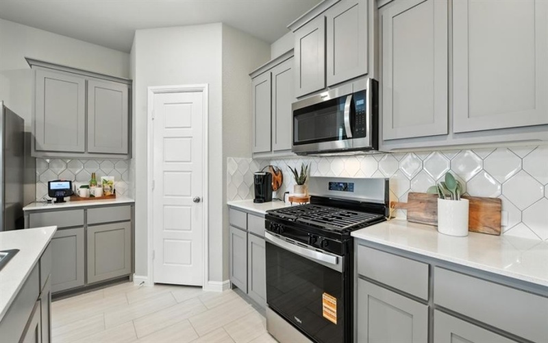 616 AMBER FIELDS Drive, Denton, TX 76259, 5 Bedrooms Bedrooms, ,3 BathroomsBathrooms,Residential,For Sale,616 AMBER FIELDS Drive,0,21095937