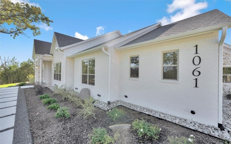 1061 Arbor Vista Drive, Azle, TX 76020, 4 Bedrooms Bedrooms, ,2 BathroomsBathrooms,Residential,For Sale,1061 Arbor Vista Drive,0,21096209