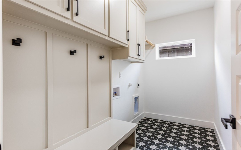 841 S 8th, Aransas Pass, TX 78336, 3 Habitaciones Habitaciones , ,2 BañosBaños,Residential,En Venta,841 S 8th,0,466753