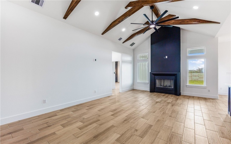 841 S 8th, Aransas Pass, TX 78336, 3 Habitaciones Habitaciones , ,2 BañosBaños,Residential,En Venta,841 S 8th,0,466753