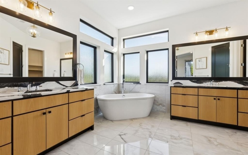 109 Big Sky Circle, Northlake, TX 76226, 4 Bedrooms Bedrooms, ,5 BathroomsBathrooms,Residential,For Sale,109 Big Sky Circle,0,21095133