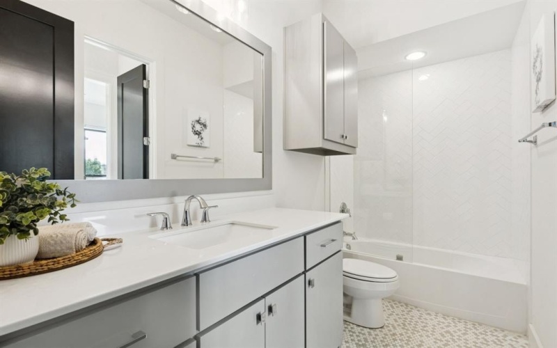 109 Big Sky Circle, Northlake, TX 76226, 4 Bedrooms Bedrooms, ,5 BathroomsBathrooms,Residential,For Sale,109 Big Sky Circle,0,21095133