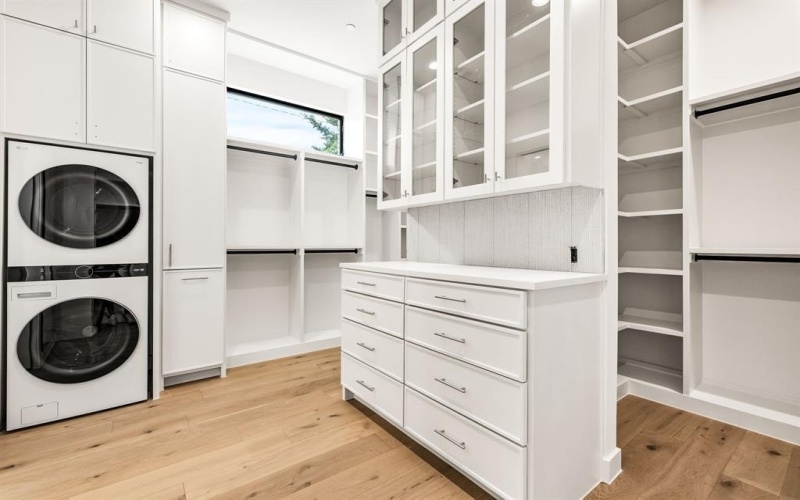 3959 Hockaday Drive, Dallas, TX 75229, 5 Bedrooms Bedrooms, ,7 BathroomsBathrooms,Residential,For Sale,3959 Hockaday Drive,0,21095779