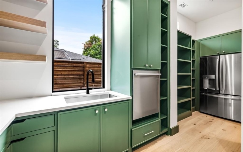 3959 Hockaday Drive, Dallas, TX 75229, 5 Bedrooms Bedrooms, ,7 BathroomsBathrooms,Residential,For Sale,3959 Hockaday Drive,0,21095779