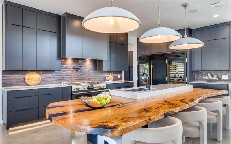 13616 Nouvelle Circle, Fort Worth, TX 76008, 4 Bedrooms Bedrooms, ,5 BathroomsBathrooms,Residential,For Sale,13616 Nouvelle Circle,0,21095832