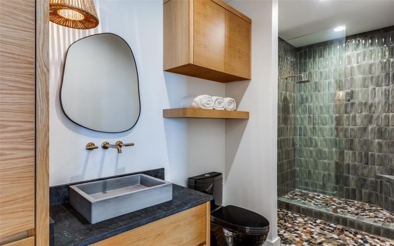 13616 Nouvelle Circle, Fort Worth, TX 76008, 4 Bedrooms Bedrooms, ,5 BathroomsBathrooms,Residential,For Sale,13616 Nouvelle Circle,0,21095832