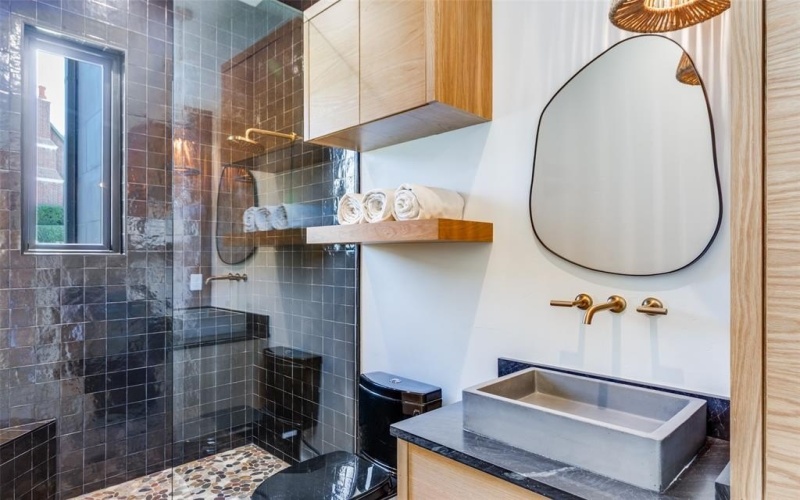 13616 Nouvelle Circle, Fort Worth, TX 76008, 4 Bedrooms Bedrooms, ,5 BathroomsBathrooms,Residential,For Sale,13616 Nouvelle Circle,0,21095832