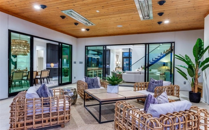 13616 Nouvelle Circle, Fort Worth, TX 76008, 4 Bedrooms Bedrooms, ,5 BathroomsBathrooms,Residential,For Sale,13616 Nouvelle Circle,0,21095832