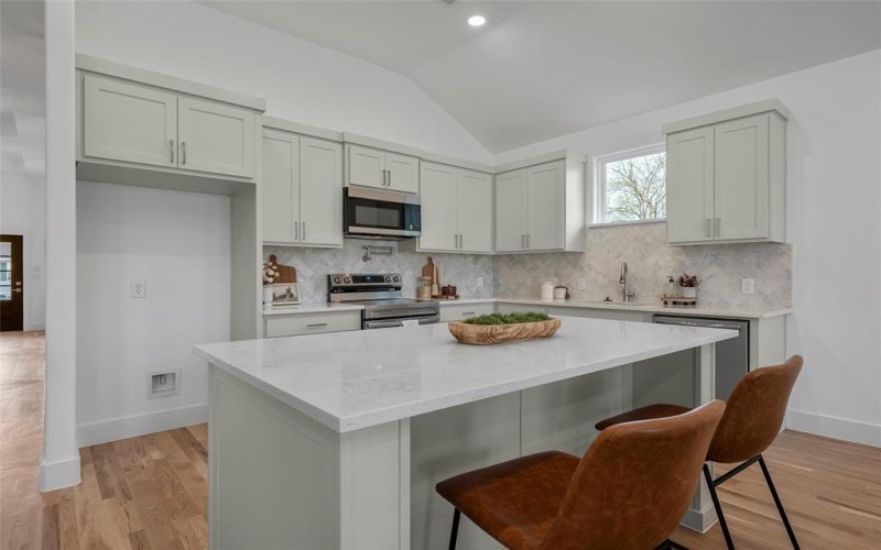 105 Anderson Street, Hillsboro, TX 76645, 4 Habitaciones Habitaciones , ,2 BañosBaños,Residential,En Venta,105 Anderson Street,0,21096366