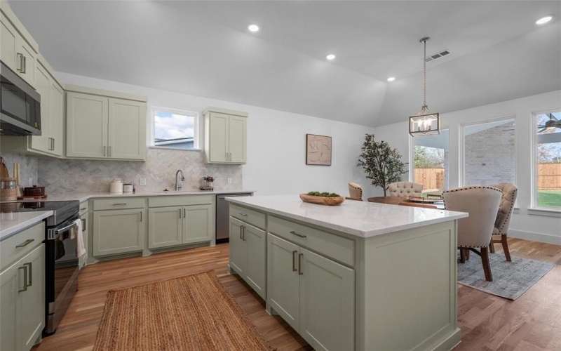 105 Anderson Street, Hillsboro, TX 76645, 4 Habitaciones Habitaciones , ,2 BañosBaños,Residential,En Venta,105 Anderson Street,0,21096366