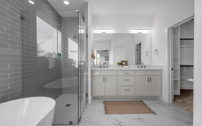 105 Anderson Street, Hillsboro, TX 76645, 4 Habitaciones Habitaciones , ,2 BañosBaños,Residential,En Venta,105 Anderson Street,0,21096366