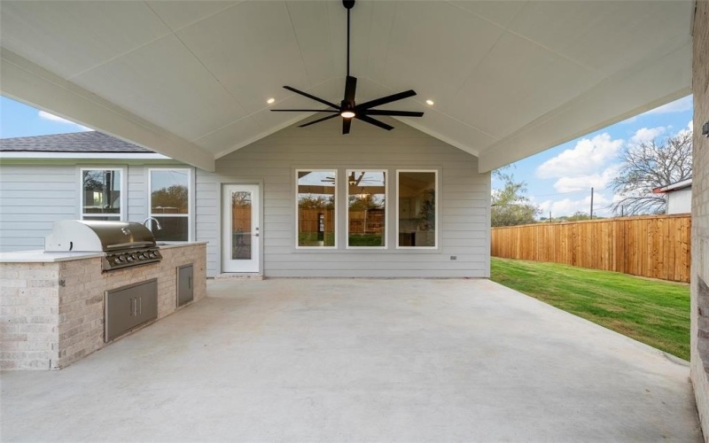 105 Anderson Street, Hillsboro, TX 76645, 4 Habitaciones Habitaciones , ,2 BañosBaños,Residential,En Venta,105 Anderson Street,0,21096366