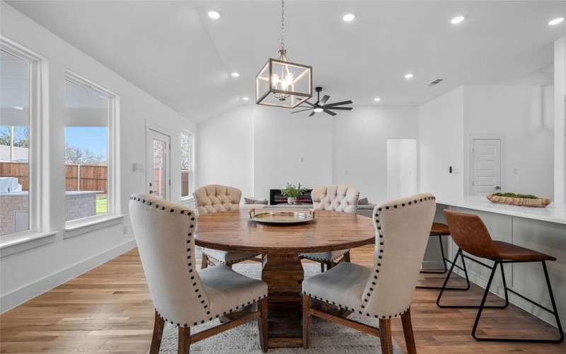 105 Anderson Street, Hillsboro, TX 76645, 4 Habitaciones Habitaciones , ,2 BañosBaños,Residential,En Venta,105 Anderson Street,0,21096366