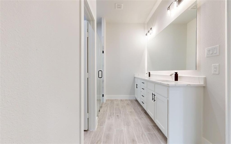 3105 Finley Street, Fort Worth, TX 76111, 3 Bedrooms Bedrooms, ,2 BathroomsBathrooms,Residential,For Sale,3105 Finley Street,0,21096407