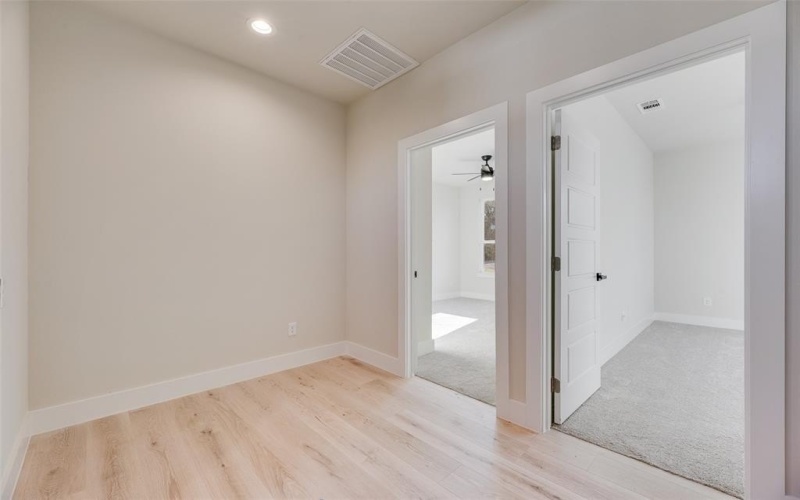 2507 Fatima Avenue, Dallas, TX 75241, 4 Habitaciones Habitaciones , ,2 BañosBaños,Residential,En Venta,2507 Fatima Avenue,0,21096505